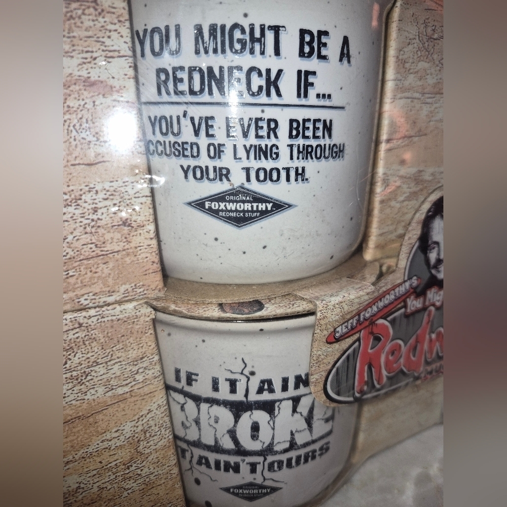 NWT'S " You Might Be A Redneck" Mug Set, In The Box And Plastic - Picture 4 of 4